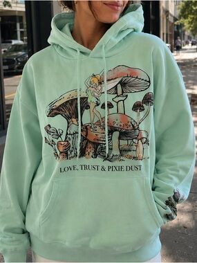 NEW DISNEY Tinkerbell Graphic Hoodie